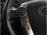 ハンドルから手を放さずに操作出来ますので、安全運転にもつながりますね