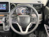 【純正革巻きステアリング】上質な革を使用することで、手にしっかり馴染みとても運転しやすいハンドルです♪
