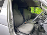 ドライバーによって運転しやすいポジションは異なり、あの車はどうなのか不安なこともありますよね。気になるお車は店頭で乗り込んでご確認いただけます♪