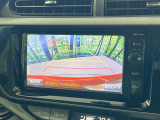 【バックカメラ】駐車時に後方がリアルタイム映像で確認できます。大型商業施設や立体駐車場での駐車時や、夜間のバック時に大活躍!運転スキルに関わらず、今や必須となった装備のひとつです!