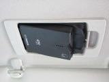 ETCももちろん搭載。いちいち料金所で停車する必要なんて当然ないです。スムーズにストレスなくドライブをお楽しみください。(※支払総額にセットアップ費用は含まれておりません。)