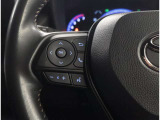 ハンドルから手を放さずに操作出来ますので、安全運転にもつながりますね