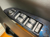 電動格納ミラー、パワーウインドウ