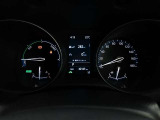 展示車は全てトヨタの車を知り尽くしたエキスパートが基本性能に関わる機能や状態を徹底的にチェックしています。消耗部品の事前交換など法定12ヶ月点検相当の点検・整備を必ず実施しています。