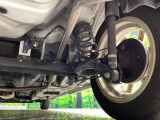 お車を安心してお乗りいただく為には、足回りの定期点検が欠かせません。サービスサポート(有償保証)では無料点検もご提供しており、安心のカーライフをお過ごしいただけるサポート体制が整っています。