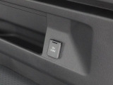 便利な12V電源ソケット付きだから、スマホの充電もできちゃう♪