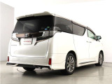 当店では、厳選された車両のみ展示しております。アルファード・ヴェルファイアに特化した専門店ならではの豊富な在庫の中から、お気に入りの一台をお探しください!