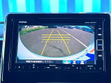 【バックカメラ】駐車時に後方がリアルタイム映像で確認できます。大型商業施設や立体駐車場での駐車時や、夜間のバック時に大活躍!運転スキルに関わらず、今や必須となった装備のひとつです!