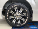 215/65R16インチ 社外アルミホイール(インチアップ)
