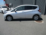 全国の日産ディーラーにて保証対応が可能です。お近くのお客様はもちろん遠方のお客様もご安心ください。
