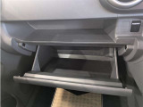 グローブボックスの収納もバッチリ