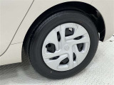 タイヤサイズは185/65R15!納車前の点検時にタイヤ交換させていただきます!