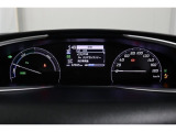 マルチインフォメーションディスプレイ付きのメーターです!エコ運転へ導く多彩な情報を表示してくれます。