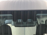 安全装備次世代スマートアシスト付です。毎日の運転で感じる不安や緊張を減らしヒヤッとするシーンの回避をサポートします。みんなに安全・安心を。