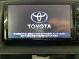 【メーカー純正ナビ】インテリアに溶け込むスタイリッシュな「専用設計」メーカーナビを装備♪視認性や操作性など基本性能にも優れ、より上質なカーライフをお楽しみいただけます。