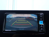バックカメラ装備しております。駐車時に大変役に立ちますよ。駐車が苦手な方にも便利機能です。