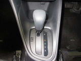 燃費の良い電気式無段変速のCVTです。