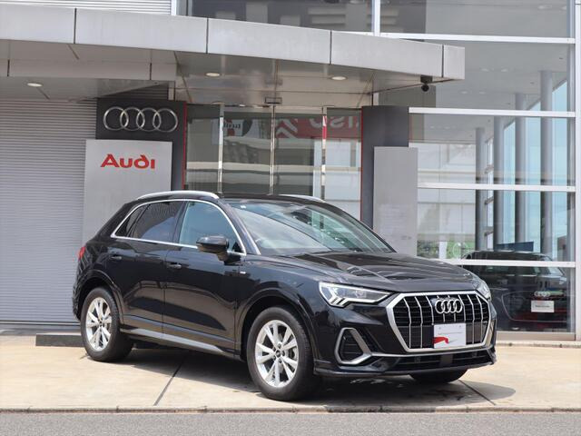 Q3  35 TFSI Sライン