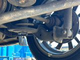 お車を安心してお乗りいただく為には、足回りの定期点検が欠かせません。サービスサポート(有償保証)では無料点検もご提供しており、安心のカーライフをお過ごしいただけるサポート体制が整っています。