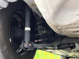お車を安心してお乗りいただく為には、足回りの定期点検が欠かせません。サービスサポート(有償保証)では無料点検もご提供しており、安心のカーライフをお過ごしいただけるサポート体制が整っています。