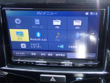 オーディオソースはご覧の通りです。Bluetoothを搭載しています。スマホと連動させると音楽等楽しむことが出来ます。