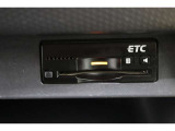 高速道路走行の料金所をノンストップで通過できるETCを装備!※ ETCカードのお申し込みも当社にお任せ下さい!