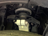 お車を安心してお乗りいただく為には、足回りの定期点検が欠かせません。サービスサポート(有償保証)では無料点検もご提供しており、安心のカーライフをお過ごしいただけるサポート体制が整っています。