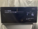 Apple Carplay・Android Auto対応!マツダ コネクト(コマンダーコントロール)でスマートフォンを操作して、通話、音楽を聴いたり、マップで目的地を調べることができます。