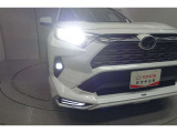 話題のLEDヘッドランプが採用されております! 省電力で長寿命、しかもとても明るく熱くなりにくい性質を持ったライトになります。虫も寄ってきにくい性質も持っております。