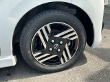 純正のホイールがよく似合います!155/65R14