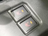 【シートヒーター】寒い日に重宝するシートヒーター!エアコンより早く温まってくれるので寒がりの人も安心ですね♪エアコンの温風は乾燥するから苦手、という方にもをおすすめです。