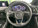 ステアリングも使用感が少なく、きれいな状態となっております♪