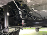お車を安心してお乗りいただく為には、足回りの定期点検が欠かせません。サービスサポート(有償保証)では無料点検もご提供しており、安心のカーライフをお過ごしいただけるサポート体制が整っています。