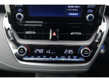 ★運転席と助手席でそれぞれお好みに合わせて温度設定が行えるフルオートエアコンです。外気温や室温、日射量を感知し、吹き出し温度、風量を緻密に制御します