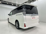 低燃費で環境にもやさしいハイブリッド車です。トヨタ専用診断機器でハイブリッドシステムを綿密に点検してあります!