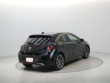 ご覧の車両以外にも多数のU-Carを展示販売しております。