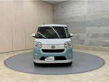 お車購入のポイントとなるフロントマスクです!かわいらしい目つきが印象的なデザインのヘッドランプです。