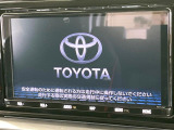 【純正9インチナビ】人気の純正ナビを装備。オーディオ機能も充実しており、Bluetooth接続すればお持ちのスマホやMP3プレイヤーの音楽を再生可能!毎日の運転がさらに楽しくなります!!