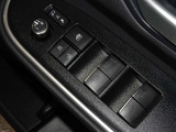 電動格納式ドアミラー・パワーウインドウを装備しています。