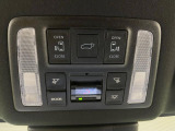 【パワーバックドア】スマートキーや運転席のボタンを押すだけでリアゲートが自動で開閉します!荷物を持っている時や、高い位置にあるバックドアを閉める際に便利な機能です♪