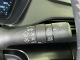 トンネルなど、周囲の明るさの変化でランプ類を自動オン・オフするコンライトです(消し忘れ防止機能付)