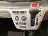 納車前にはプロのメカニックが、各部の点検を行います。ディーラーにしか出来ない品質、そしてサービスできっと満足していただけると思います!