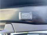 RAV4 2.5 ハイブリッド G E-Four 4WD 