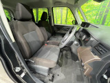 運転席シート廻りは使用感も少なく、良好な状態となっています。丁寧に使われていたことがよくわかりますね。