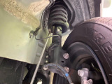 お車を安心してお乗りいただく為には、足回りの定期点検が欠かせません。サービスサポート(有償保証)では無料点検もご提供しており、安心のカーライフをお過ごしいただけるサポート体制が整っています。