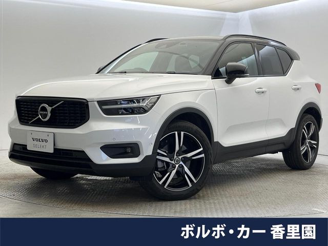 XC40 B4 AWD Rデザイン 4WD 