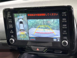 【パノラミックビューモニター】専用のカメラにより、上から見下ろしたような視点で360度クルマの周囲を確認することができます☆死角部分も確認しやすく、狭い場所での切り返しや駐車もスムーズに行えます。