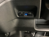 ETCが付いていれば高速道路の料金所も楽々通過!これで小銭を用意しなければいけない煩わしさも軽減されますね♪