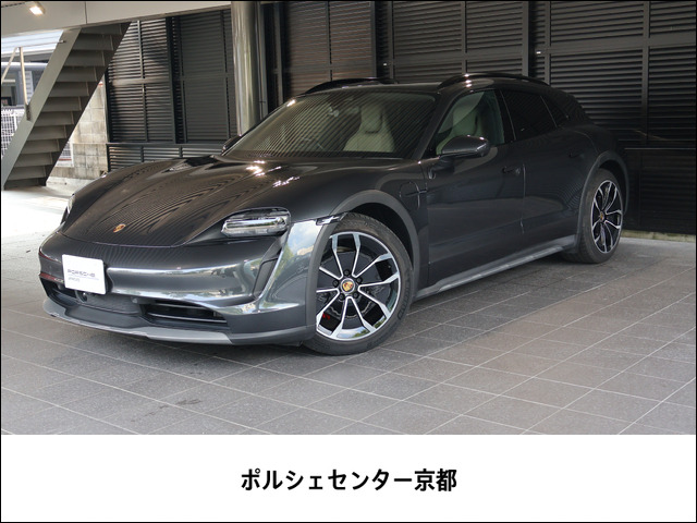 タイカンクロスツーリスモ 4S 4+1シート 4WD
