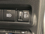 周囲の明るさに応じて自動でヘッドライトの点灯・消灯ができる機能です。トンネル通過時にライトの付け忘れ・消し忘れが無くなり雨の日や夕方の走行も安心・安全ですね♪